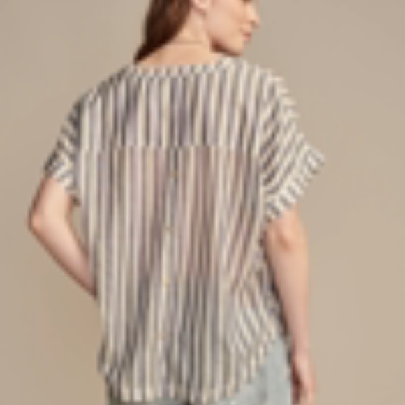 Lucky Brand Blue Stripe Split V-Neck Short Sleeve Camp Shirt Popover Top Sz M - Picture 4 of 10